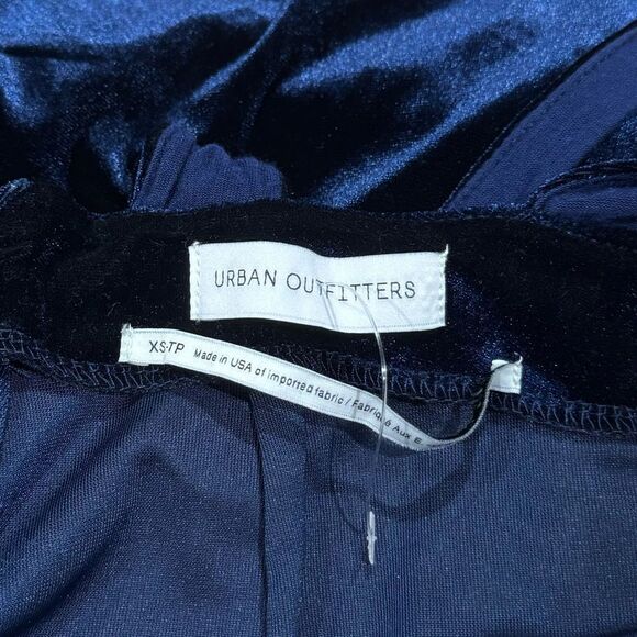 Urban Outfitters Dark Blue Velvet Romper Women’s XS - Picture 4 of 5
